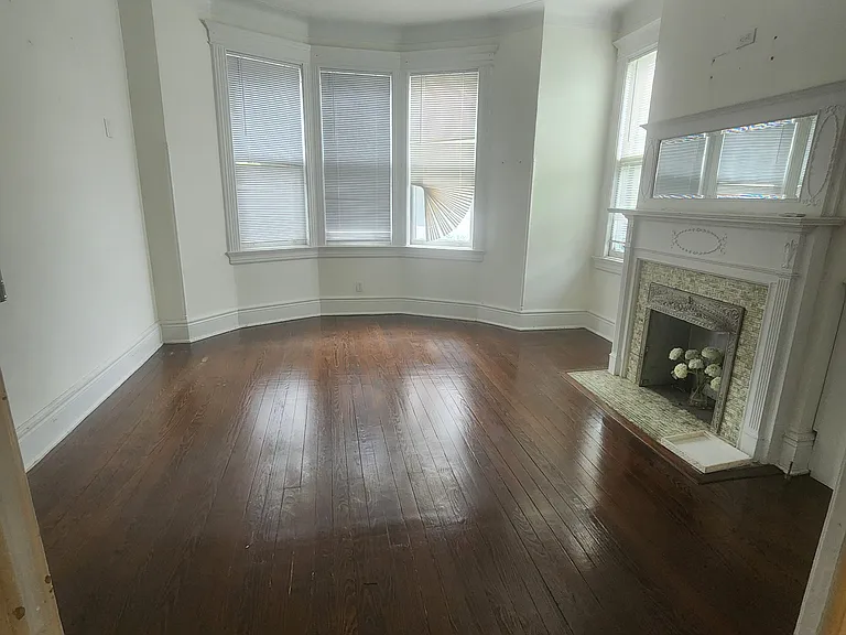 191 Woodworth Ave — Photo 1