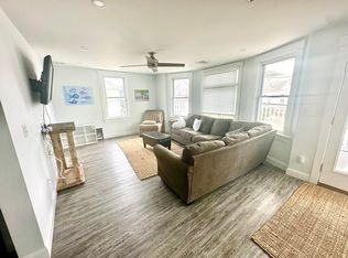 693 Thames St #44D, Newport, RI 02840