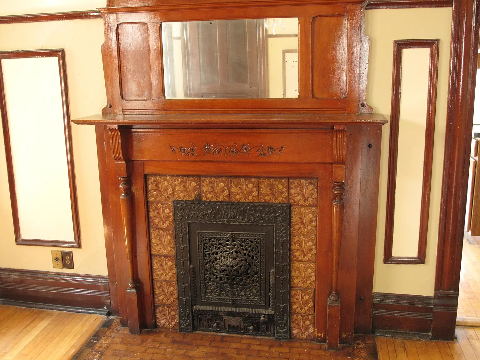 3 bed, 1.5 bath, $1,920 — Photo 4