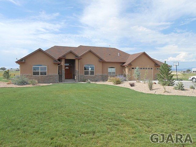 1st image of 1629 La Mesa Ct