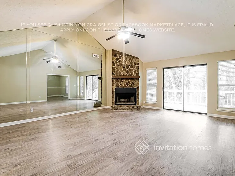 1570 Canberra Dr — Photo 5