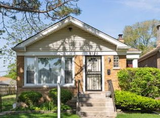 8720 S Euclid Ave, Chicago, IL 60617