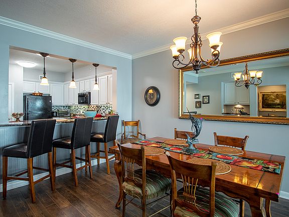 5th image of 2230 Beach Dr APT 904