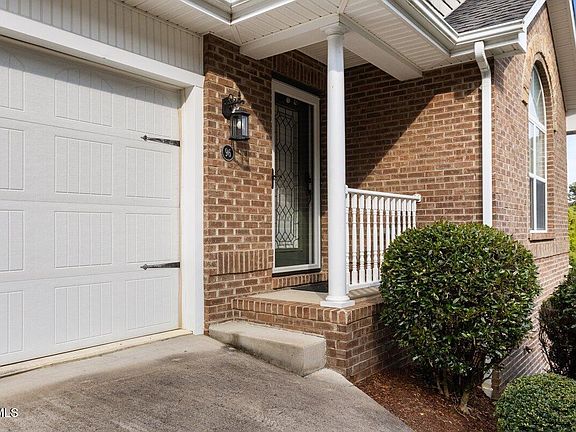 4th image of 96 Bridgewater Ct #0