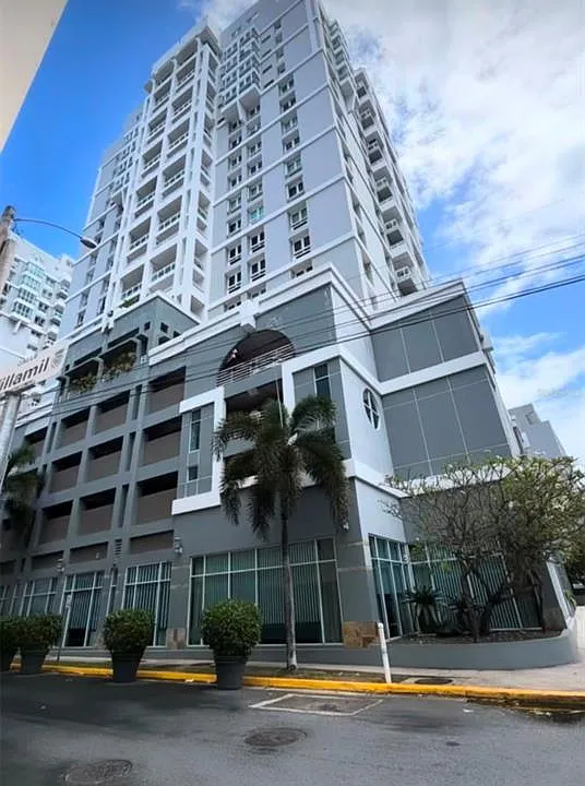 Metro Plaza Tower 305 Calle Villamil