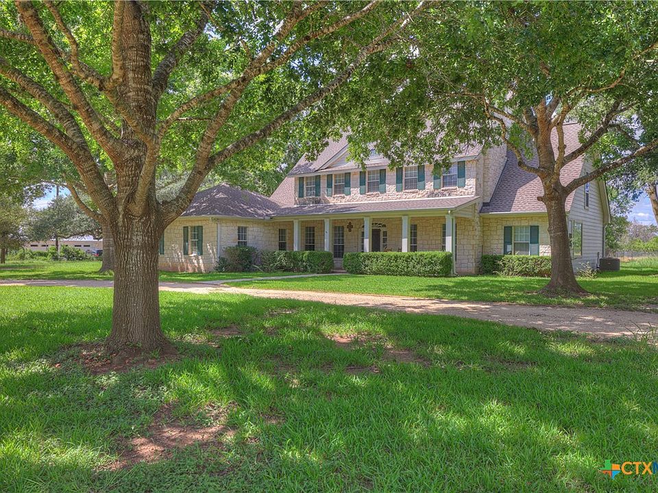 1st image of 2526 River Oaks Dr