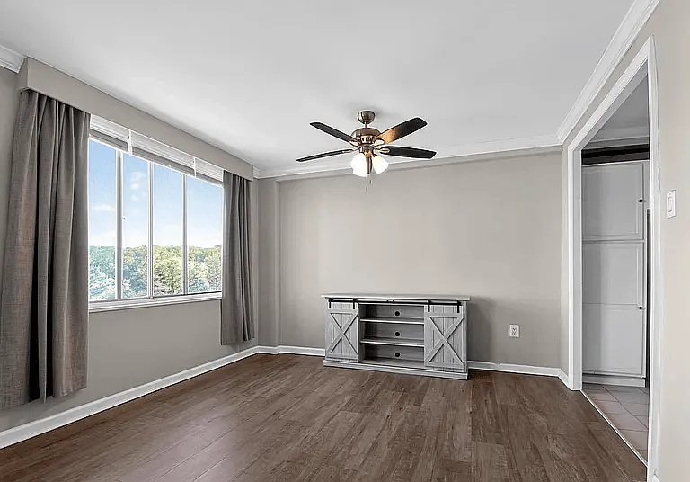 6641 Wakefield Dr #612 — Photo 1