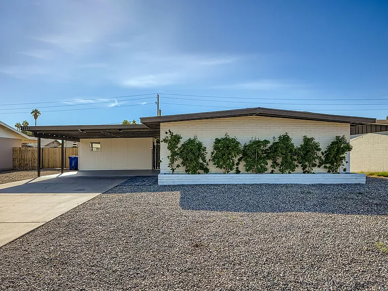 1221 E Broadmor Dr — Photo 12