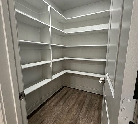 4th image of 117 Lampassas Dr