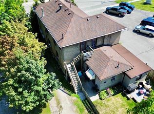 135 Sherwood Dr, Brantford, ON N3T 1N8