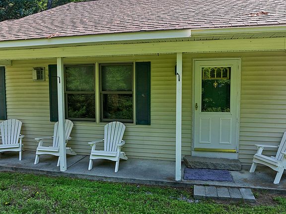 3rd image of 126 Pease Road