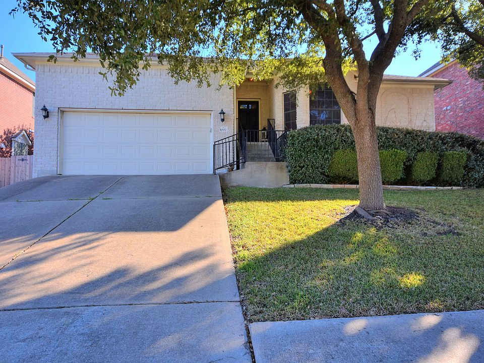 1st image of 1002 Cashew Ln