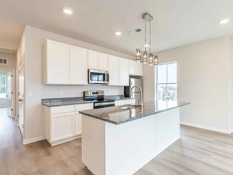 73 Wildflower Ln — Photo 1