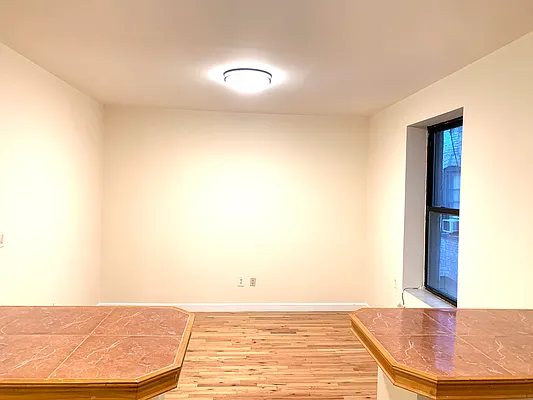 Rented by REAL New York | media 16