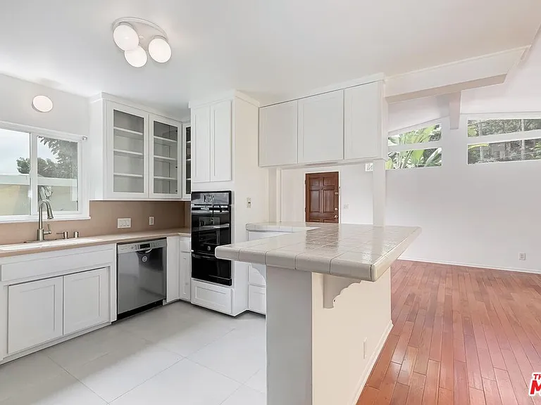 8531 Walnut Dr — Photo 11