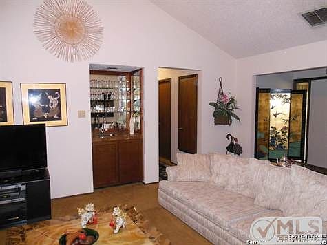5th image of 8522 Timberwilde St