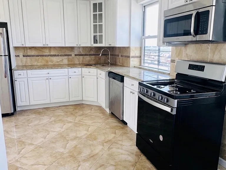 88-02 Rockaway Beach Blvd #7A — Photo 2