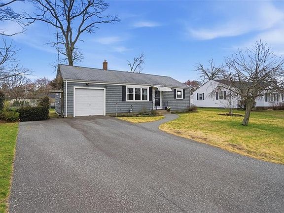 3rd image of 28 Glenbrook Rd