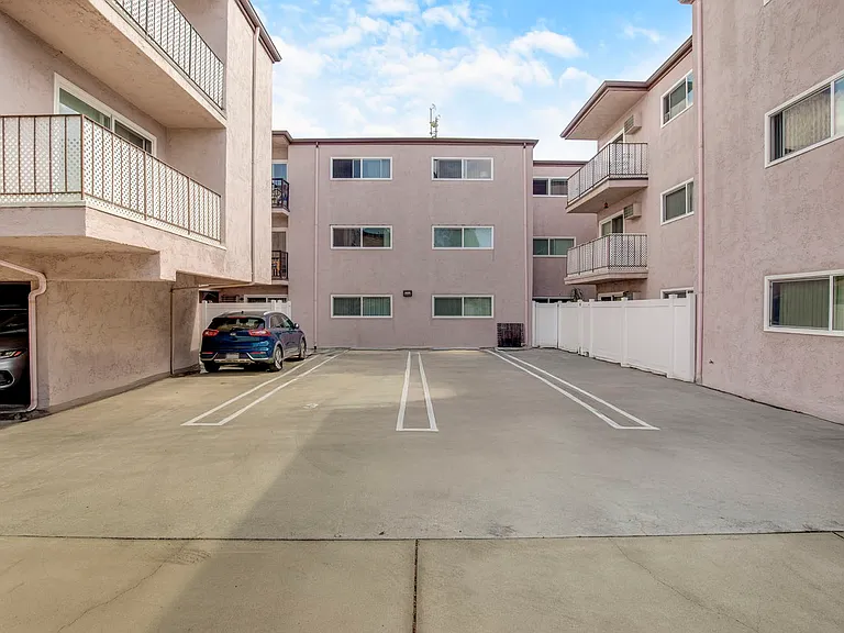 3717 Cardiff Apartments — Photo 10