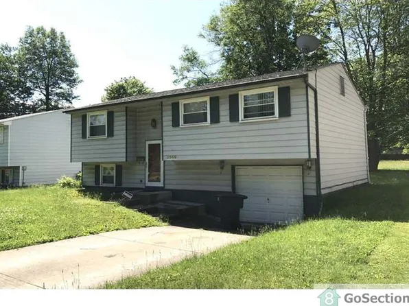 3549 Dunstan Dr NW, Warren, OH 44485