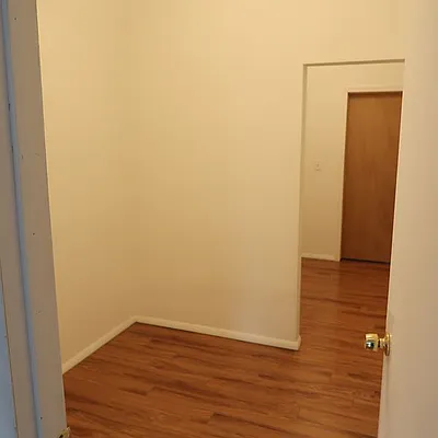 Rented by Nooklyn NYC LLC | media 8