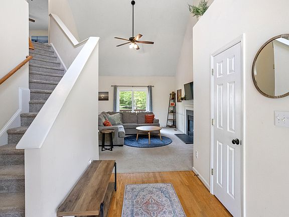 2nd image of 6716 Holly Mill Ct