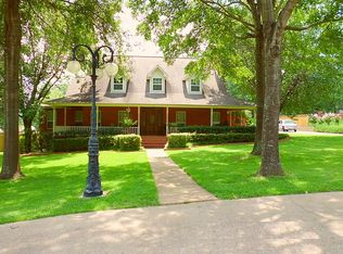 108 Brachfield Rd, Henderson, TX 75654