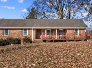 123 Albertson Rd, Thomasville, NC 27360