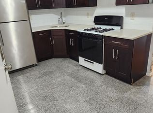 14210 Pershing Cres #A, Jamaica, NY 11435
