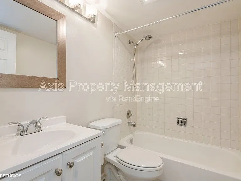 1010 Wesley Ln #1 — Photo 5