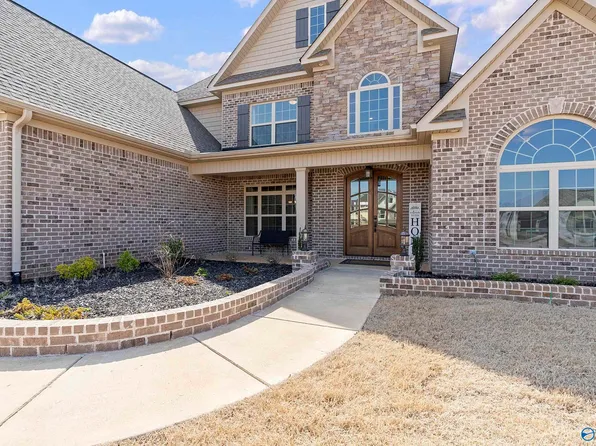 332 Kendallwood Dr, Meridianville, AL 35759