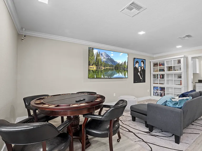 1104 Idylwild Dr NW — Photo 26