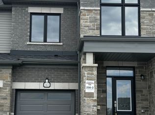 141 Fenchurch Mnr, Barrie, ON L9J0B7