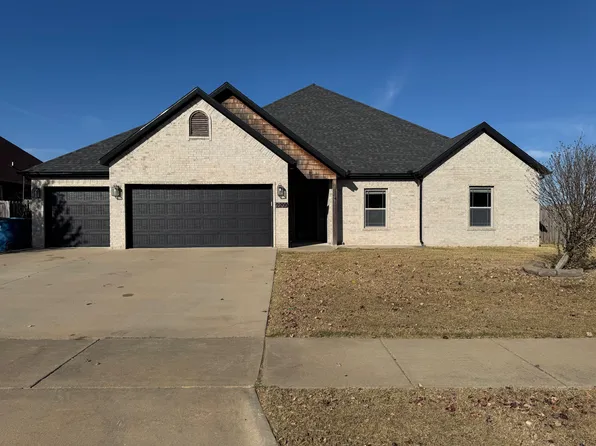 2200 SW Tupelo Ave, Bentonville, AR 72713