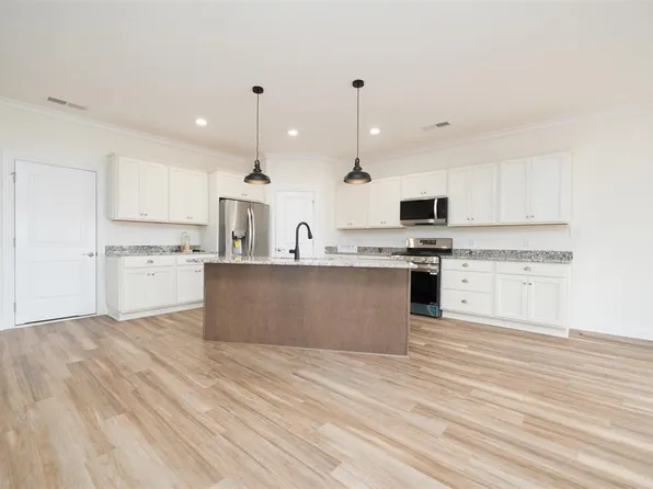 652 Stableford Cir, Owensboro, KY 42303