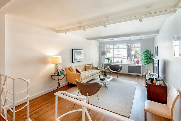 Rented by Compass | media 29