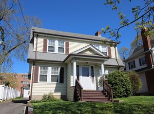 479 Broadview Ter, Hartford, CT 06106