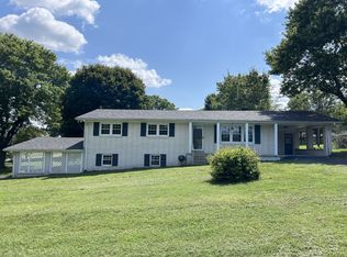 209 Donald Dr, Red Boiling Springs, TN 37150