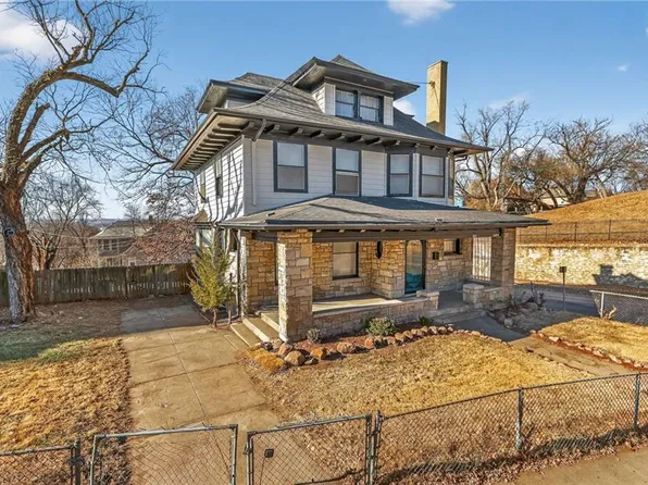 602 S 13th St, Saint Joseph, MO 64501