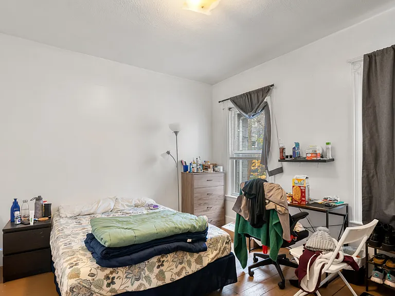 78 Hillside St #3F — Photo 9