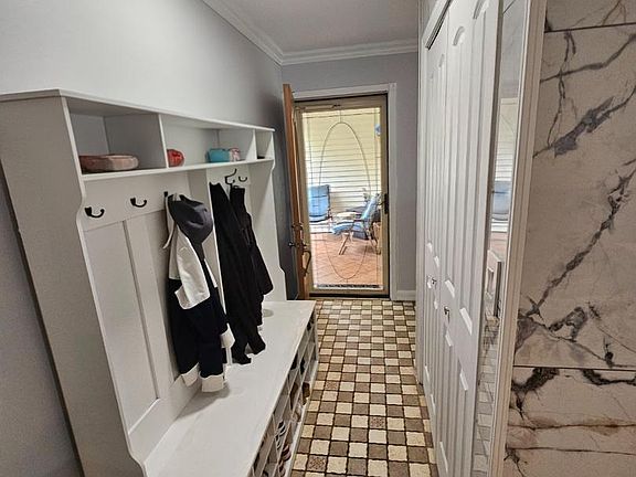 5th image of 2807 Birdseye Ln