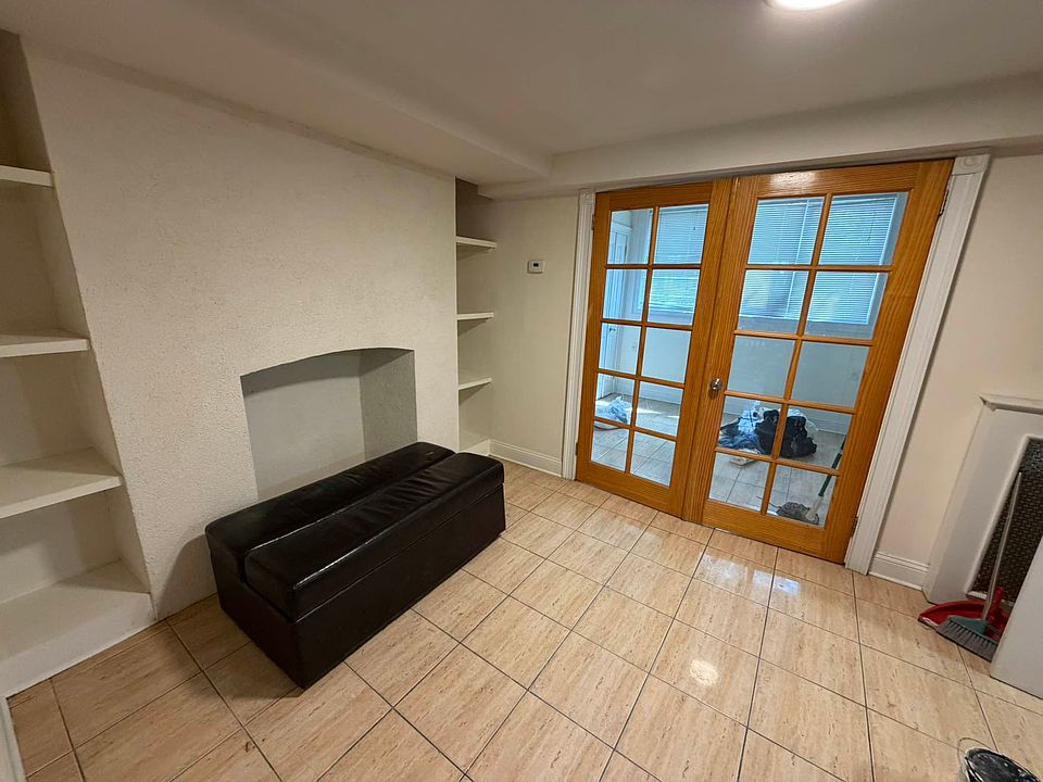 1st image of 11-47 Welling Ct #1