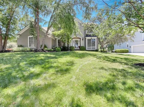 14409 Windsor St, Leawood, KS 66224