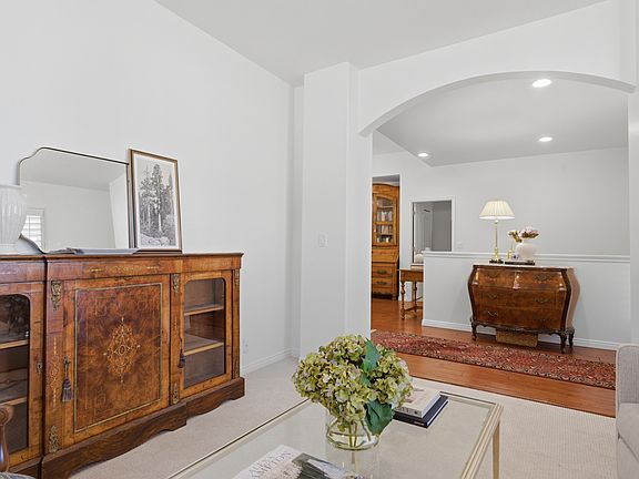 5th image of 1434 Blacksmith Ln