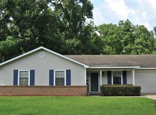 105 Hickory Nut Cir, Dothan, AL 36301