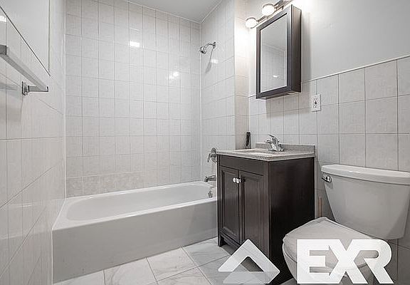 5th image of 10 Buffalo Ave #5