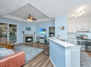 60 Fenwick Hall Aly APT 234, Johns Island, SC 29455