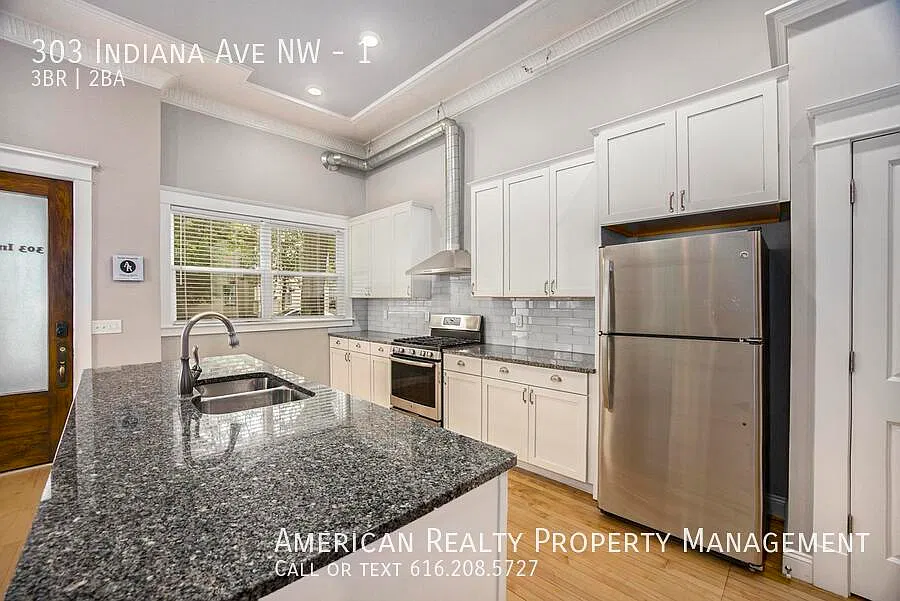 303 Indiana Ave NW — Photo 4