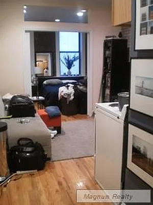 Rented by Magnum Realty Holdings, LLC | media 8