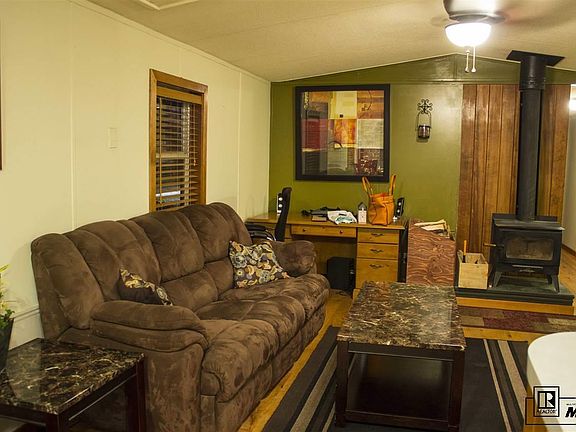 3rd image of 75 Anglers Dr #20A